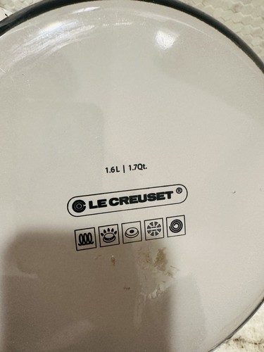 Le Creuset Enamel on Steel 1.7 Quart Whistling Tea Kettle Flint-Oyster Grey - Picture 8 of 8