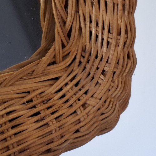 Vintage Wicker Rattan Beige Arched Mirror Shabby Chic Boho 42cm High Cottagecore - Imagen 16 de 23