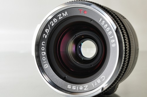 Mint Carl Zeiss Biogon T* 28mm F/2.8 ZM Black Lens for Leica M♪♪#6268 - Picture 2 of 10