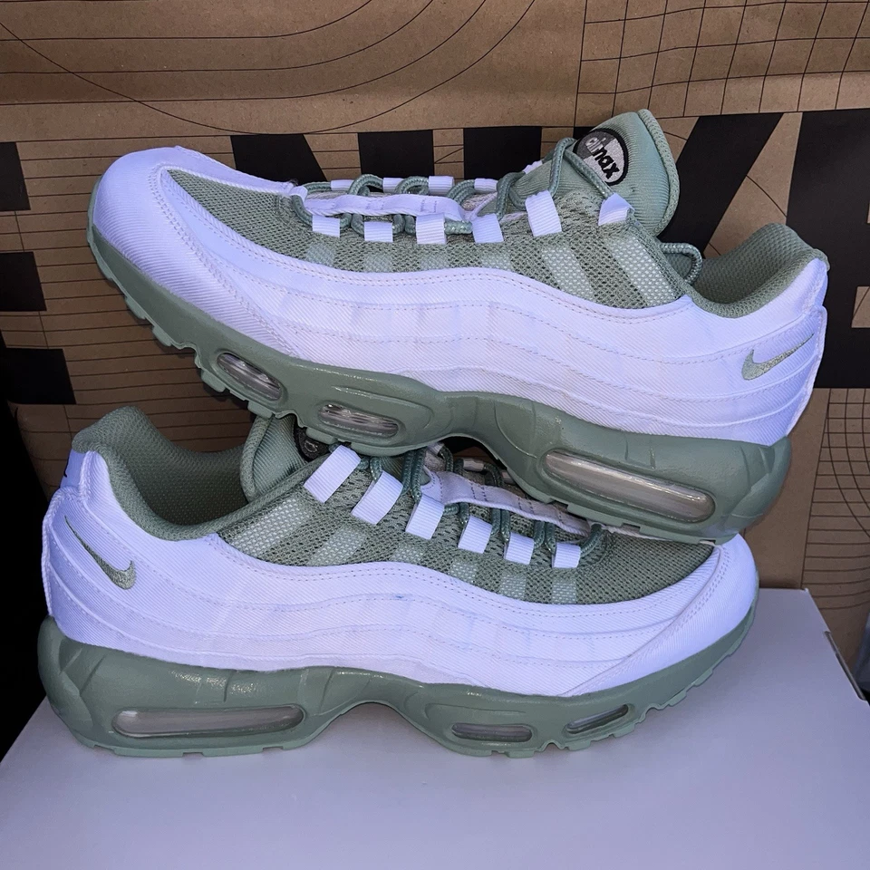 NEW Nike Air Max 95 Nike By You “Honeydew” Green White DM1182-991 Men Size 10.5 - Image 3 of 4