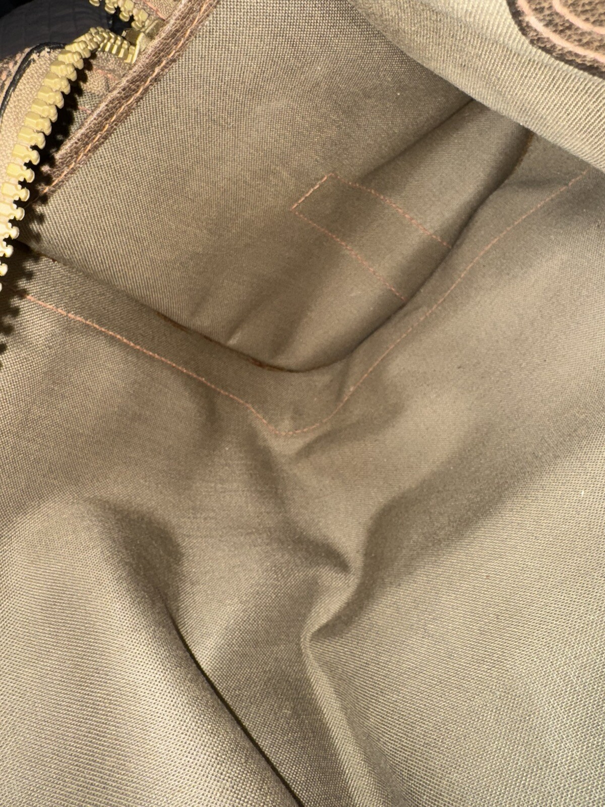 Picture 18 of 24