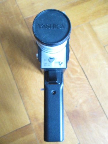 Cámara de cine vintage Yashica Super 50 Super 8 con estuche y accesorios ¡usada 3 X! - Imagen 5 de 10