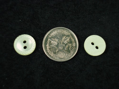 Buttons 11mm Yellow 50pc Sewing 2 Hole Shirt Crafts Dressmaking Sewing - Picture 2 of 2