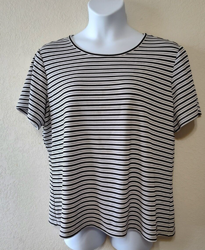 CALVIN KLEIN Short Sleeve Women's 1X Black White Top Stripe Round Neck Knit - Picture 1 of 10