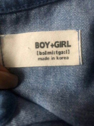Blaues Denim-Chambray-Damentop für Jungen + Mädchen, ausgefranster roher Saum - Bild 3 von 5