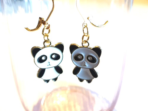 🐼Cute Black & White Enamel Panda Bear Gold Plated Earrings🐼 - Picture 6 of 7