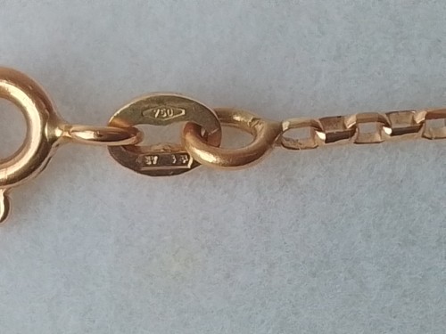 New shop stock 18ct Gold(750) Coral Bracelet+gift box - Picture 4 of 4