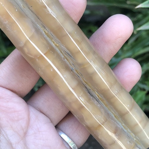 79gr Beautifull Double Stalactite Chalcedony polished Indonesia - Picture 12 of 13