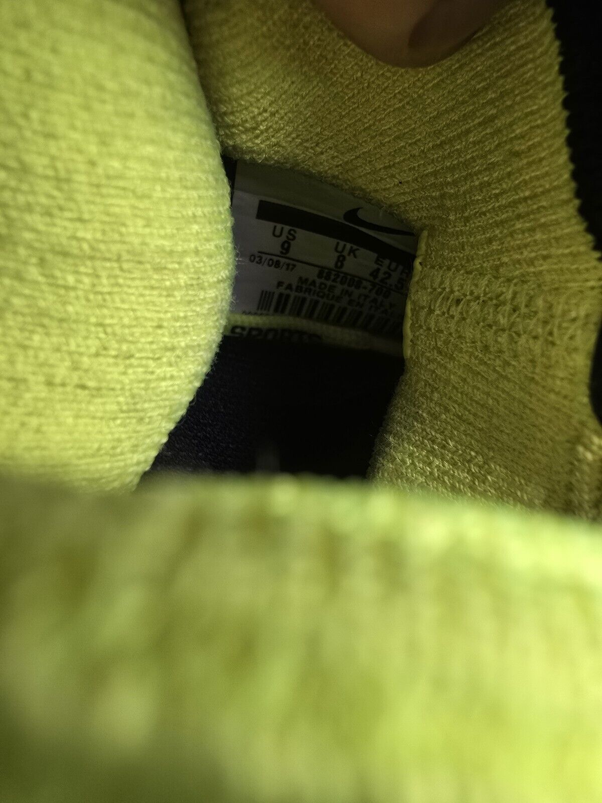 Foto 17 di 18