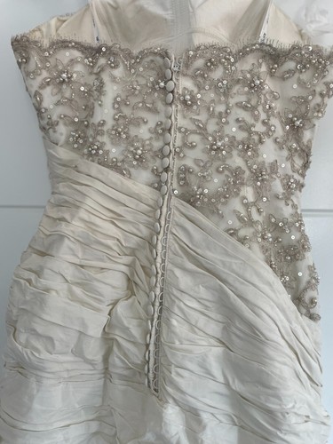 Ian Stuart Ivory Wedding dress size 12 - Picture 6 of 9