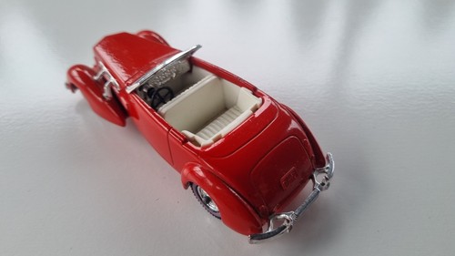 Matchbox 1978 Models of Yesteryear 1937 Cord Model 812 Y-18 Phaeton Sedan - Picture 4 of 6