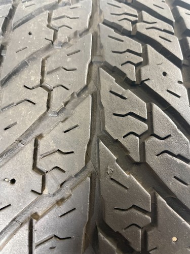 1X Goodyear Ultra Grip Winter P235/55R17 99 T Quality Used Tires 6/32 - Picture 6 of 6