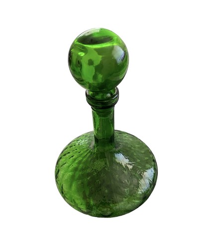 Vintage Green Art Glass Diamond Optic Shape Genie Bottle Decanter w/Stopper - Picture 6 of 7