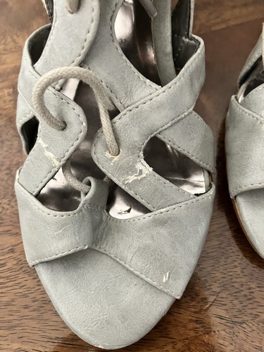 New Look Sandals Size 4 Comfy Ghillie Lace Up Cone Heel Grey Some Imperfections - Picture 3 of 6