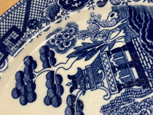 Antique Blue Willow Transferware Dinner Plate Classic Asian Style Chinoiserie 9" - Picture 5 of 9