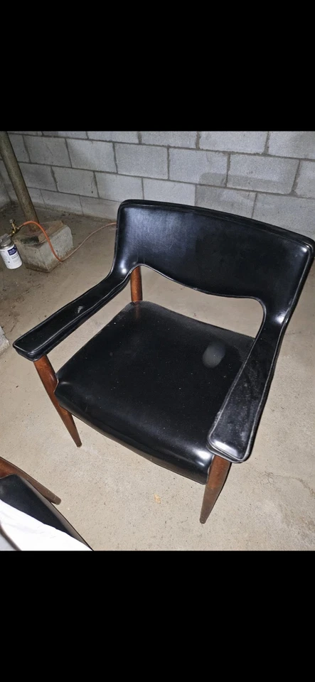 Sillas Thonet originales de mediados de siglo Foto 4 de 4