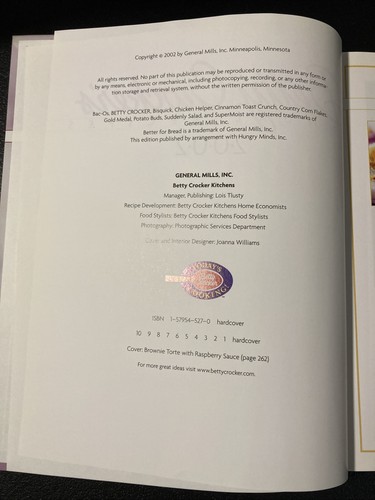 Betty Crocker's Annual Recipes 2002 Hardcover 240+ Recipes - Foto 5 di 8