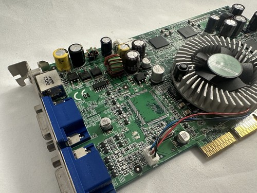 Medion ATI Radeon 9800 XL 128MB AGP - Afbeelding 3 van 13