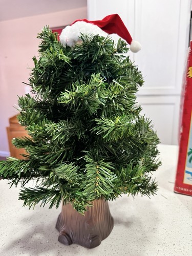 1996 Gemmy Douglas Fir Talking Singing Dancing Christmas Tree - Partially Works - Picture 6 of 11