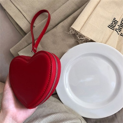 Trendy Heart Coin Case with Wrist Strap for Fashionable and Functional Accessory - Picture 7 of 8