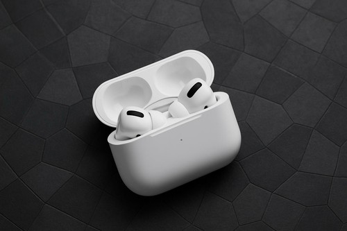 Airpods Pro 2nd Generation with Wireless Charging case (USB-C) - Zdjęcie 3 z 3