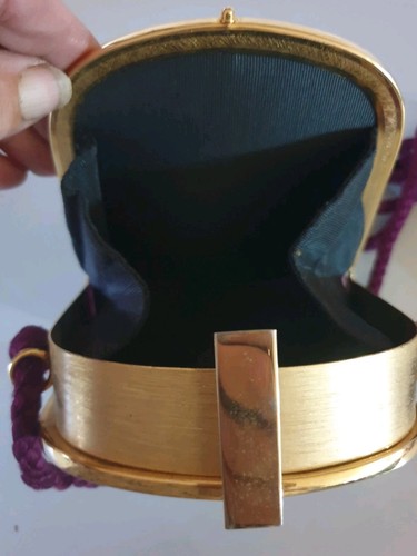 Vintage Faigan Of Melbourne Burgundy Velvet And Gold Over Shoulder Evening Bag - Picture 3 of 7