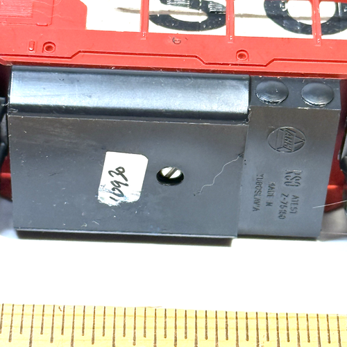 HO AHM Soo GP-18 Diesel Locomotive #2405 - Railroad Train Loco - Picture 2 of 6