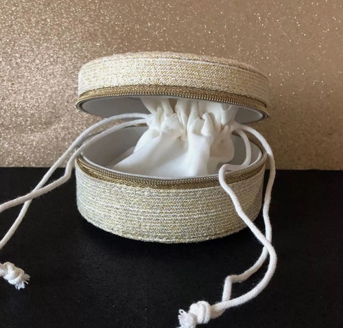 Parfums CHRISTIAN DIOR Gold Trousse Pouch Cosmetic Bag Jewelry Round Box New - Picture 5 of 14