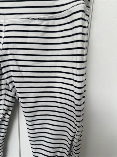 GLYDER Women's White W/ Black Stripes Athletic Leggings Size XS Capri - Picture 3 of 8
