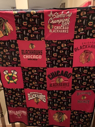 Chicago Blackhawks NHL Handmade T-Shirt Quilt Blanket 60 x 48 - 第 1/4 張圖片