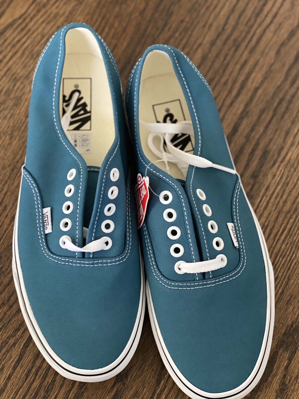 VANS AUTHENTIC CANVAS MEN'S/Women's 100% Original BLUE CORAL/TRUE WHITE VANS AUTHENTIC CANVAS MEN'S/Women's 100% Original BLUE CORAL/TRUE WHITE