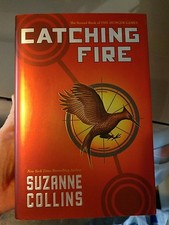 Catching Fire by Suzanne Collins, The Hunger Games (2009, Hardcover) READ ONCE