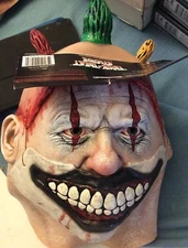TRICK OR TREAT STUDIOS AMERICAN HORROR STORY FREAK SHOW HALLOWEEN MASK NEW TAG