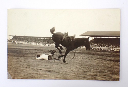 1930er Paar Bucking Bronco Rodeo Echtfoto Postkarten von L Hollard Denver Colo #4 - Bild 6 von 11