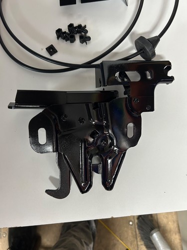 1973-1979 Ford Truck 78 79 Bronco LOCKING HOOD RELEASE WITH NEW Cable & KEY - Picture 8 of 13