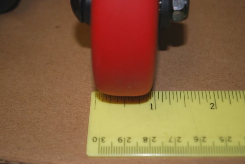 Rubbermaid #7580-L2 Wave Brake Quiet Casters Wheels Red  Set of 4  S5851 - Picture 6 of 9