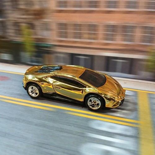 Hot Wheels LAMBORGHINI STERRATO Gold CHROME (WANGSTAR CUSTOM) REAL RIDERS - Picture 4 of 15