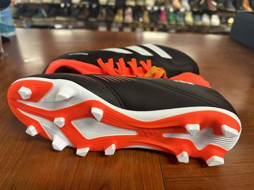 Adidas Predator FG Club Sock Firm Ground Soccer Cleats IG7742 Boy's Size 3.5 - Picture 8 of 8