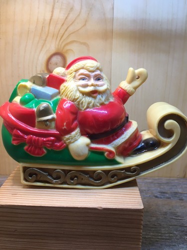 Juguete de fricción Papá Noel en un trineo de colección años 60 Fun World #7024 - Imagen 6 de 11