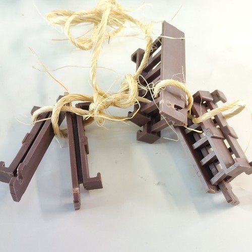 Lot of Vintage Train Track Accessories Misc Parts Tressel Plastic Brown Hobby - Picture 5 of 10