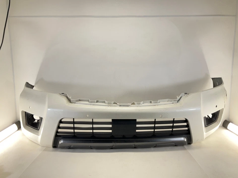 Cubierta de parachoques delantero Nissan Armada 17-20 OEM CM Foto 2 de 4