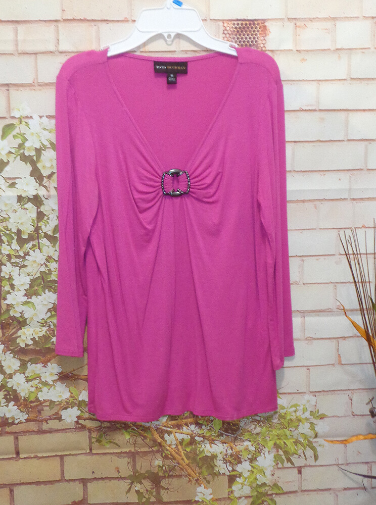 Dark Pink Sexy Neckline Top size xs (runs very large) P Dark Pink Sexy Neckline Top size xs (runs very large) P
