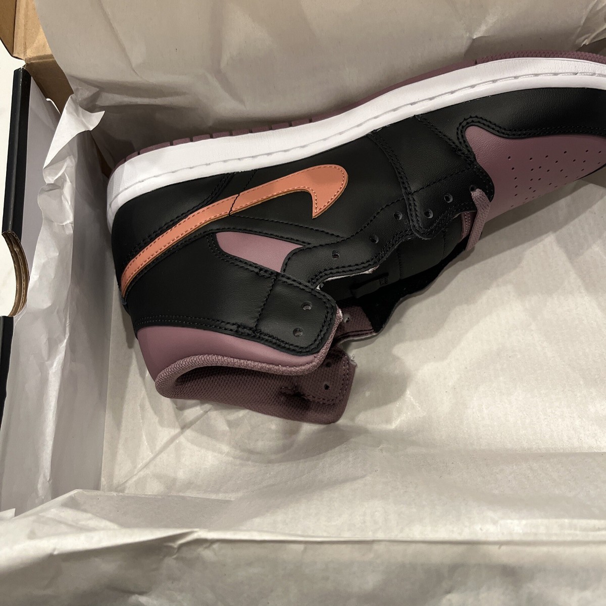 Nike Air Jordan 1 Mid SE Shoe Black Sky J Mauve FB9911-008