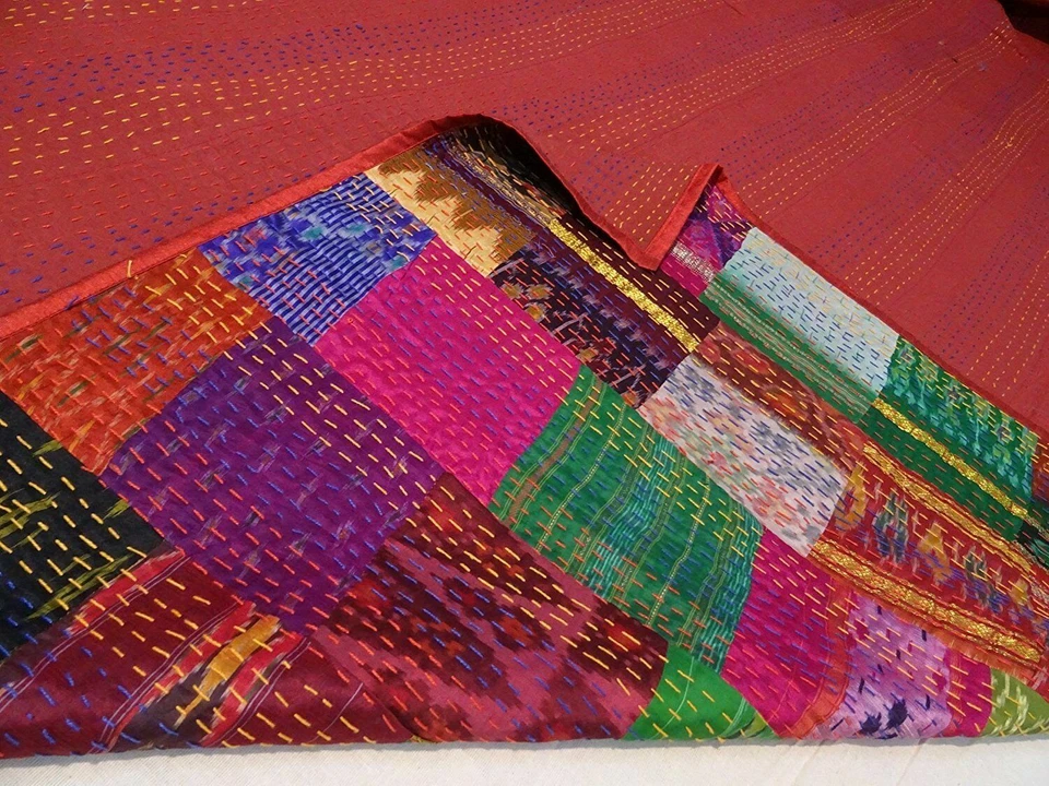 Manta edredón patola de seda india tamaño queen retazos seda Kantha edredón Foto 4 de 4
