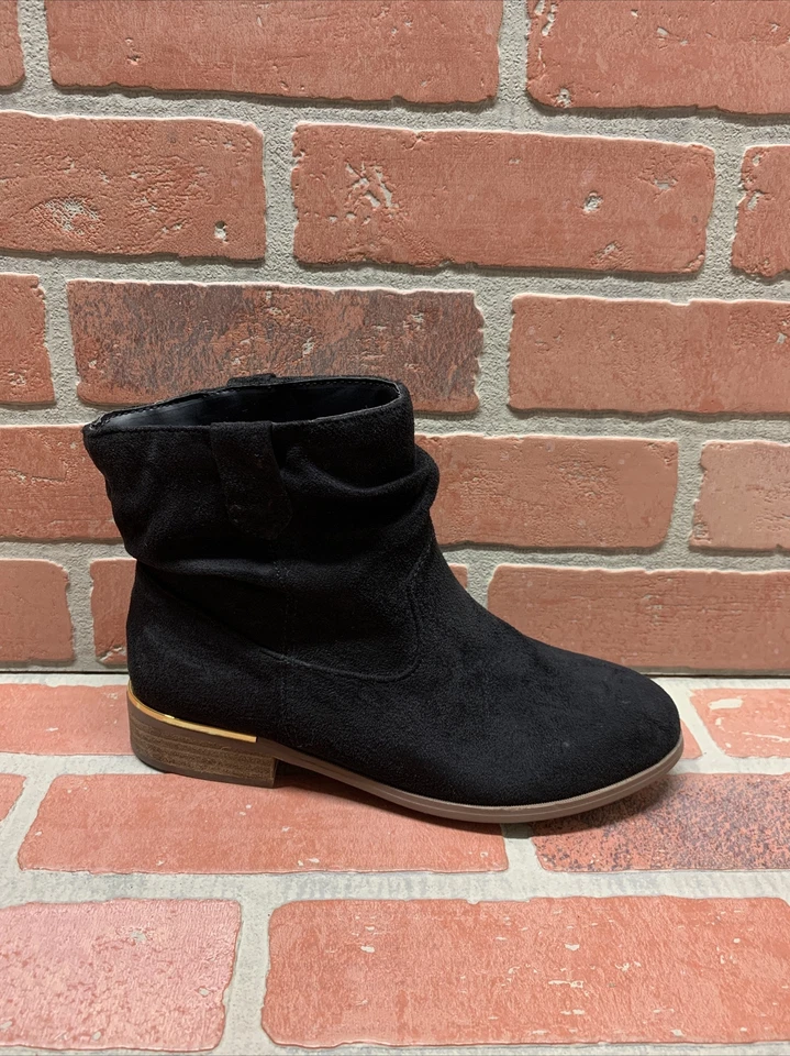 CALL IT SPRING Black Suede Faux Fur Liked Pull On Ankle Booties Women’s Size 6.5 - Image 3 of 4