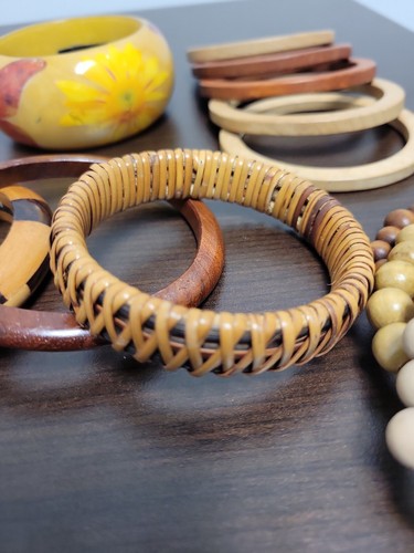 Vintage Chunky Thin Wooden Boho Bangle Bracelet Lot of 12 Costume Jewelry Wood - Picture 4 of 15