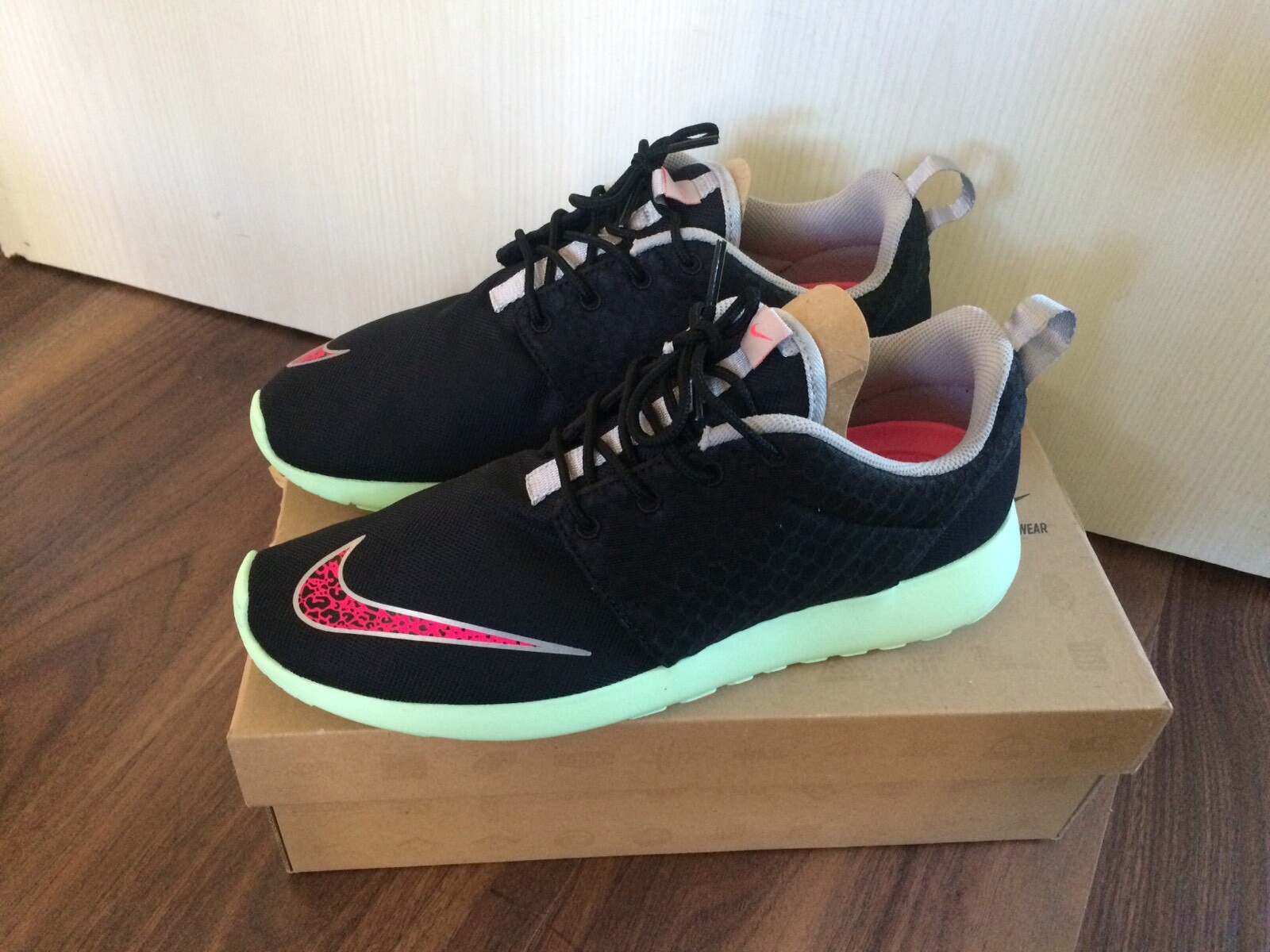Nike Roshe Run FB Yeezy Nike Roshe Run FB Yeezy