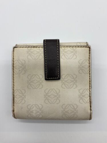 Cartera Loewe Cuero Blanca Solapa Autenticidad - Imagen 2 de 14