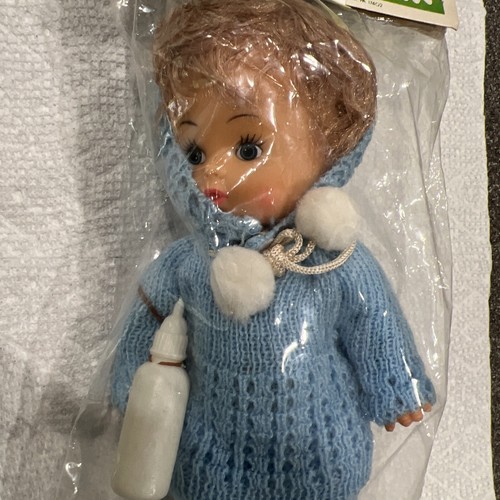 Susie Cutie Vintage 9” Plastic Doll, Knitted Outfit, 1074 Hong Kong, Sealed New - Picture 2 of 13
