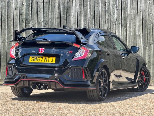 2018 Honda Civic 2.0 i-VTEC Type R GT Euro 6 (s/s) 5dr HATCHBACK Petrol Manual - Picture 4 of 24